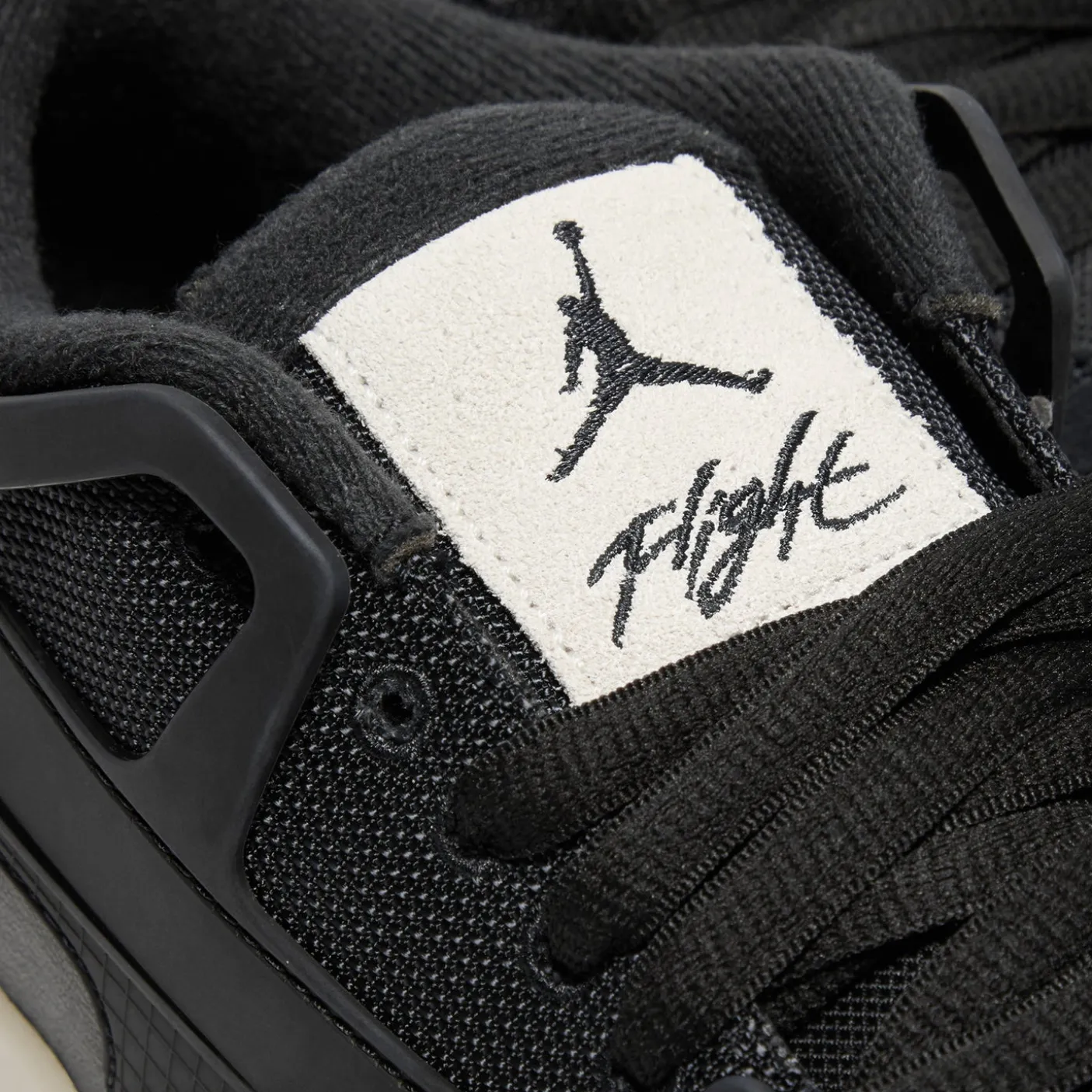 Air Jordan 4 RM