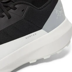 Arc'teryx Norvan LD 4