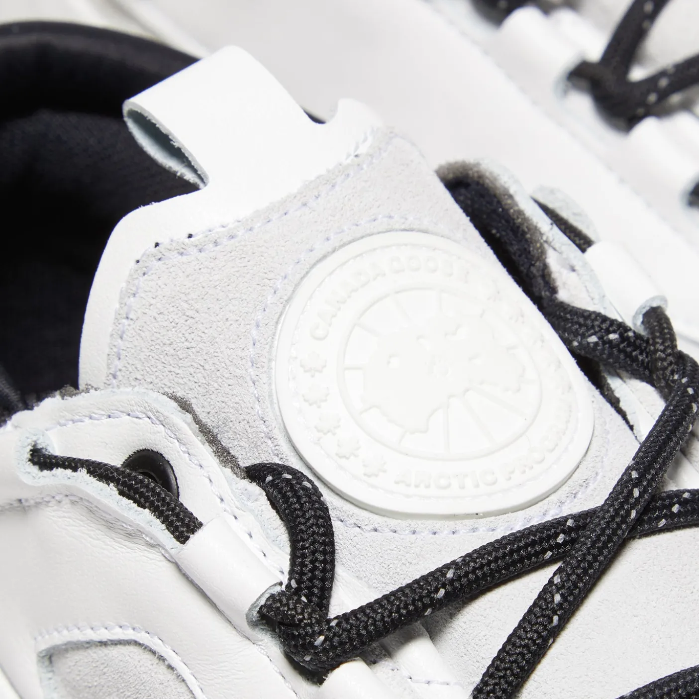 Canada Goose Womens Glacier Trail Sneaker