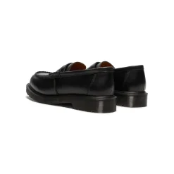 Dr. Martens Penton