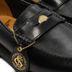 Dr. Martens Penton