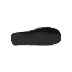 Jude Floor Flat