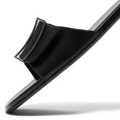 Jude Floor Flat