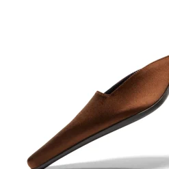 Jude Iris Mule