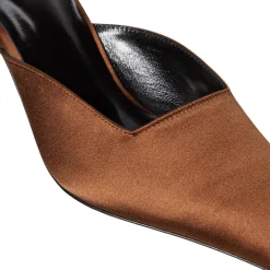 Jude Iris Mule