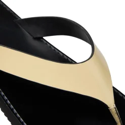 Jude Vermelho Flat Thong Sandals