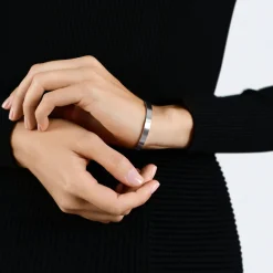 Le Gramme 21g Brushed Sterling Silver Ribbon Bracelet