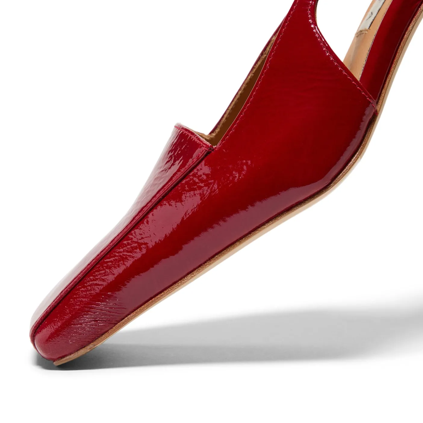 Miista Adal Dark Red Courts