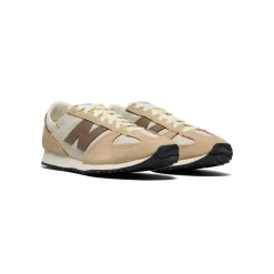 New Balance 741