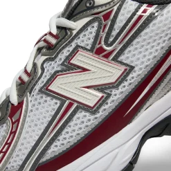 New Balance 740