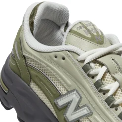 New Balance 1000