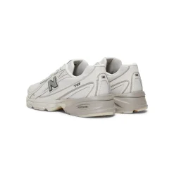 New Balance 740