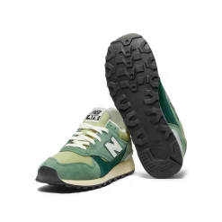 New Balance 475