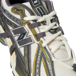 New Balance 1906A