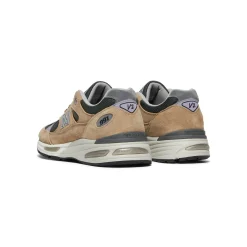 New Balance Made in UK 991V2