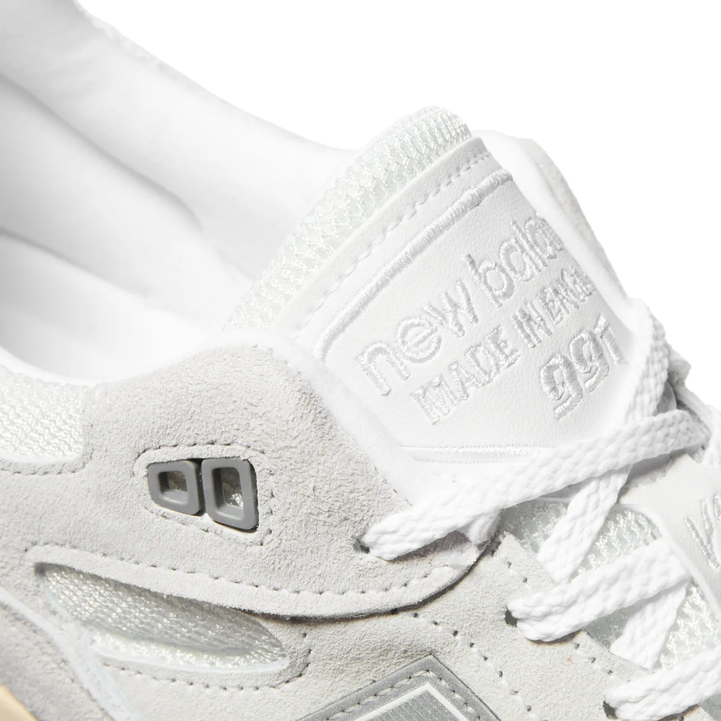 New Balance Made in UK 991v2