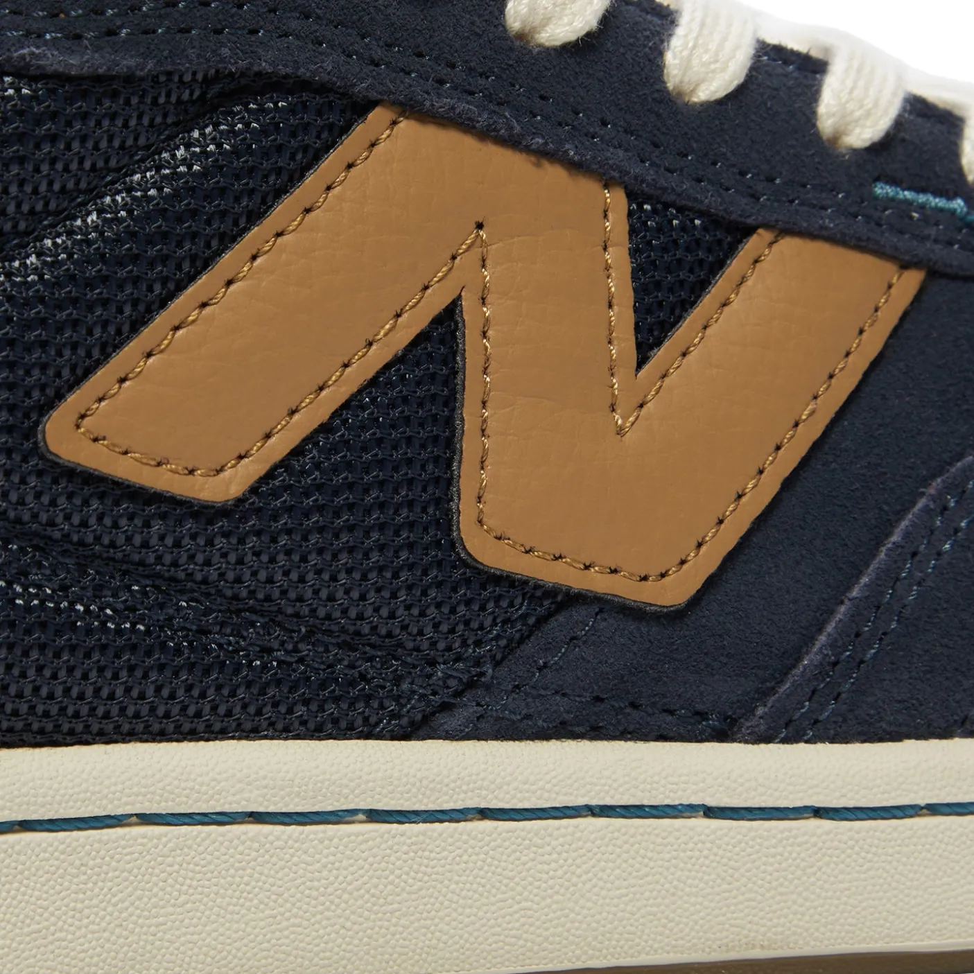 New Balance NB Numeric 440 V2