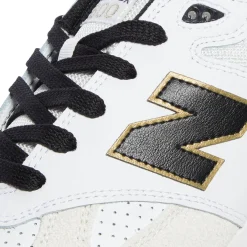 New Balance Numeric 600