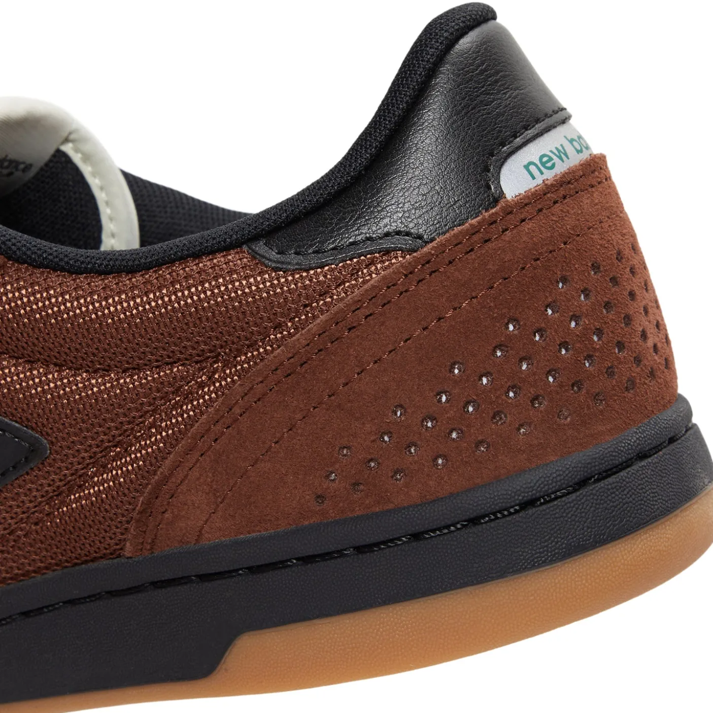 New Balance Numeric 440 V2