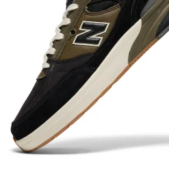 New Balance Numeric Andrew Reynolds 933