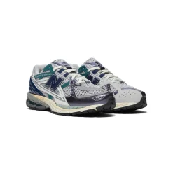 New Balance 1906R