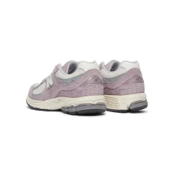 New Balance 2002R