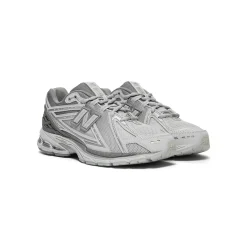 New Balance 1906R