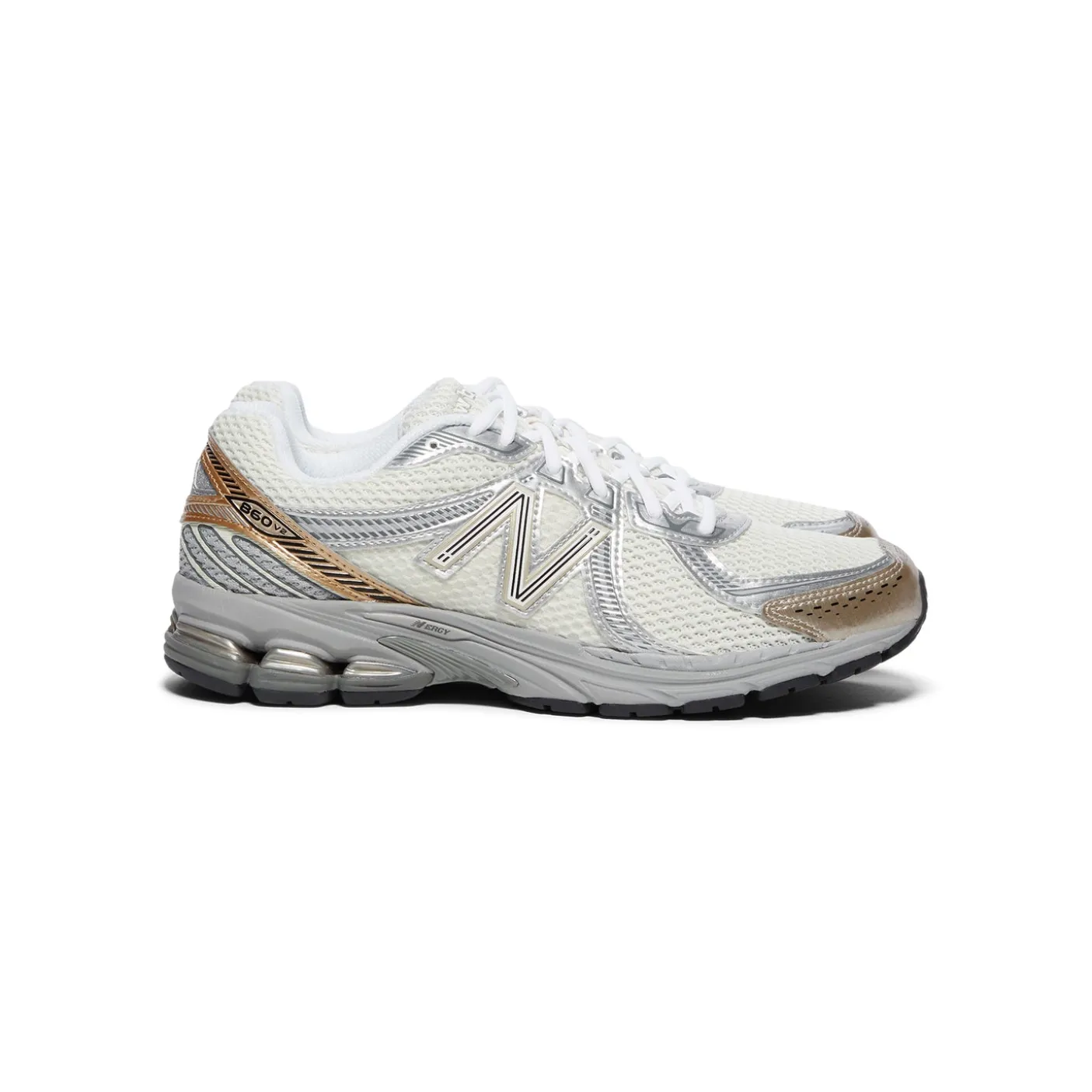 New Balance 860v2
