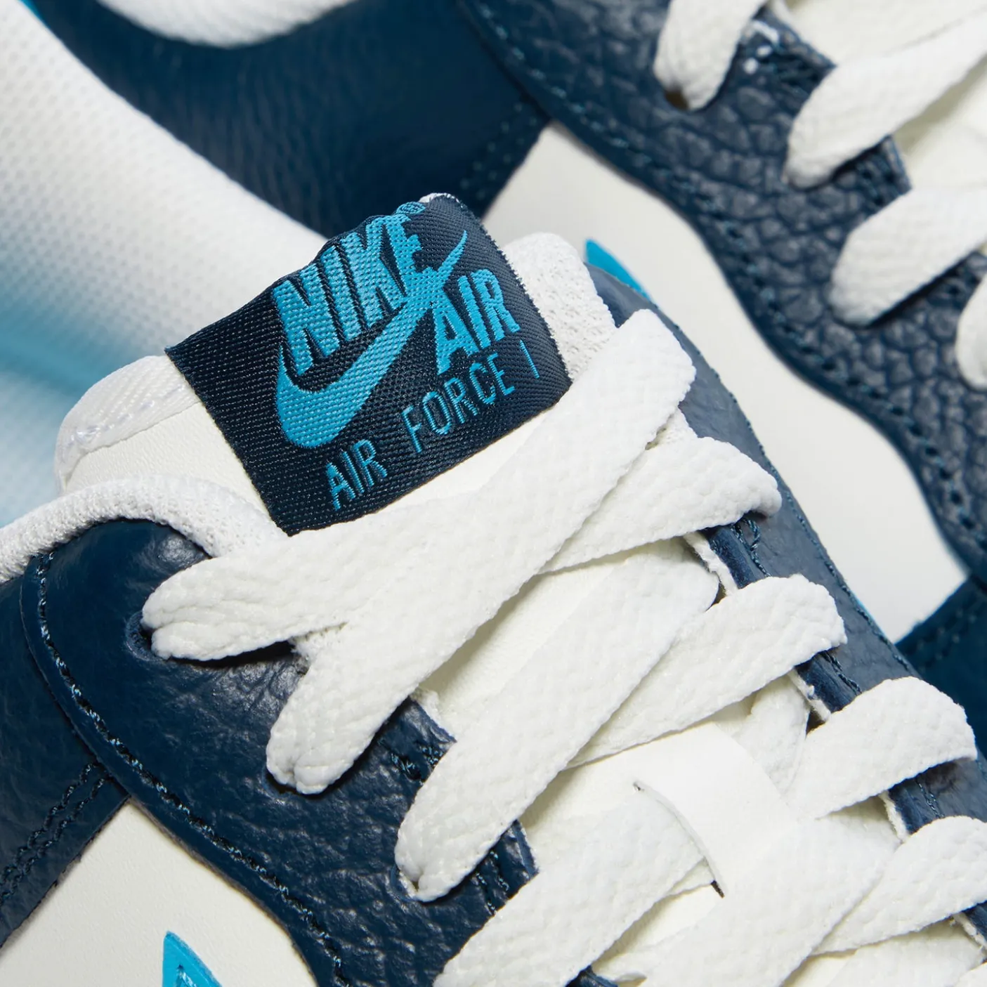 Nike Air Force 1 '07
