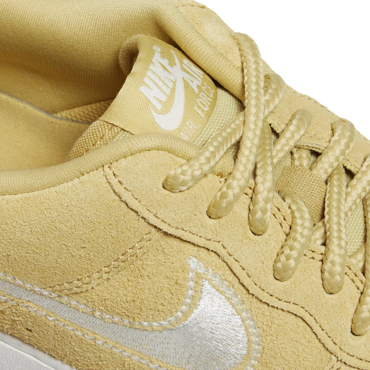 Nike Air Force 1 '07 LV8