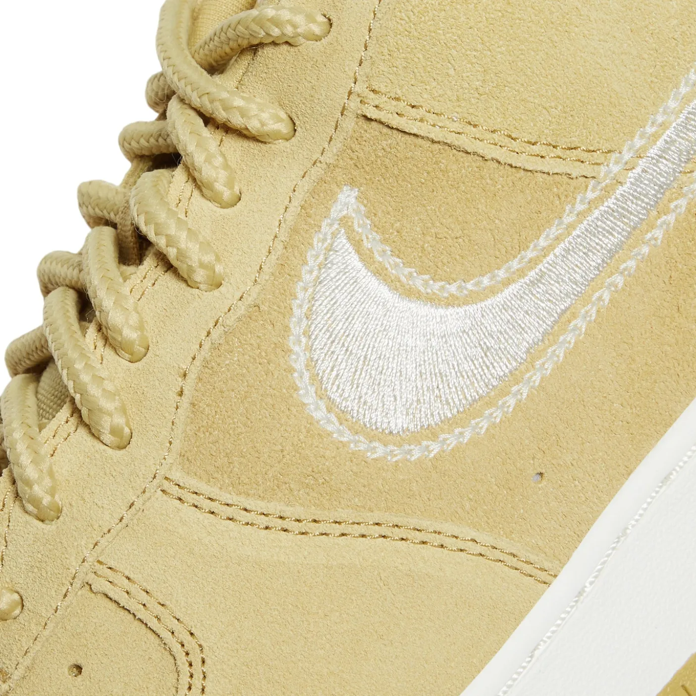 Nike Air Force 1 '07 LV8