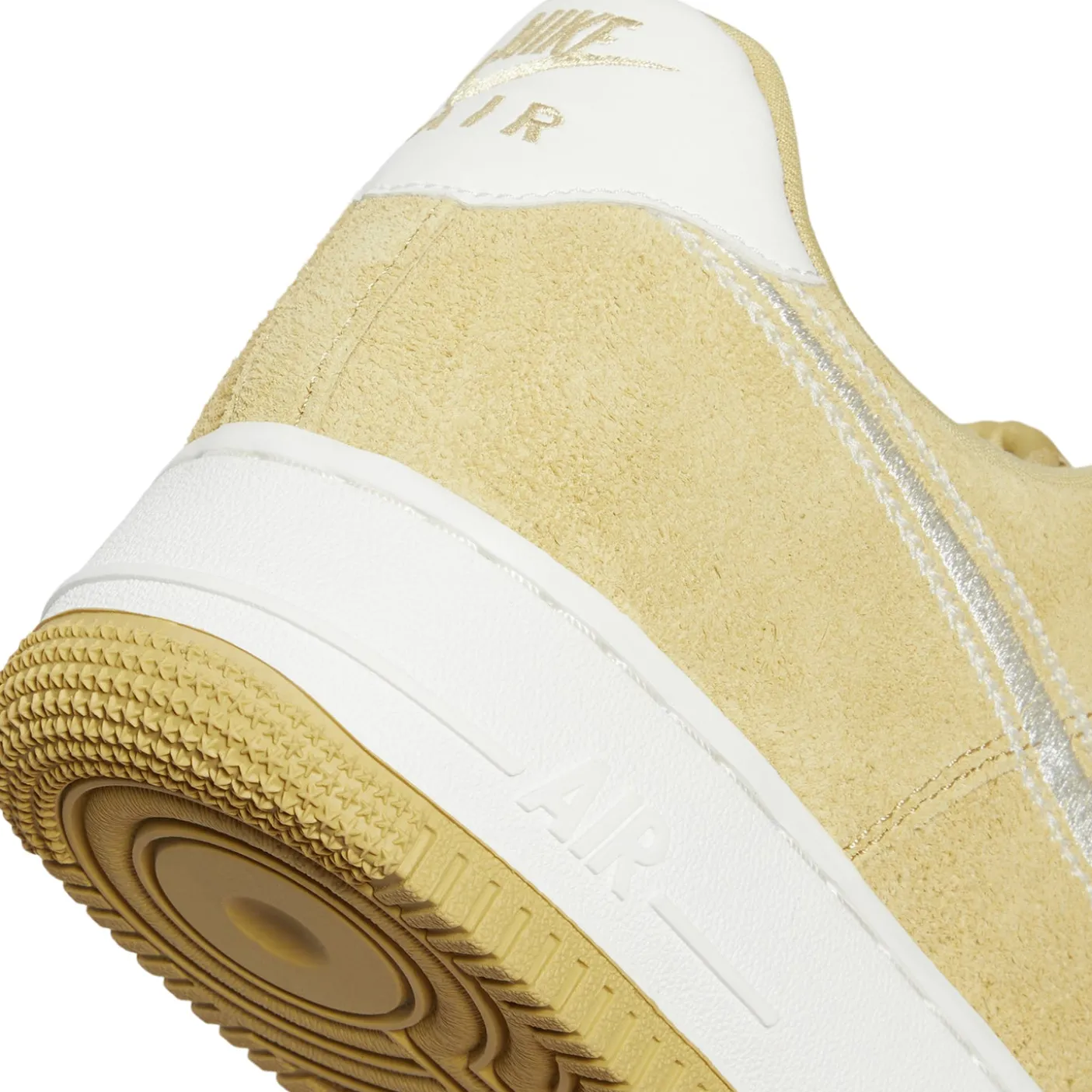 Nike Air Force 1 '07 LV8