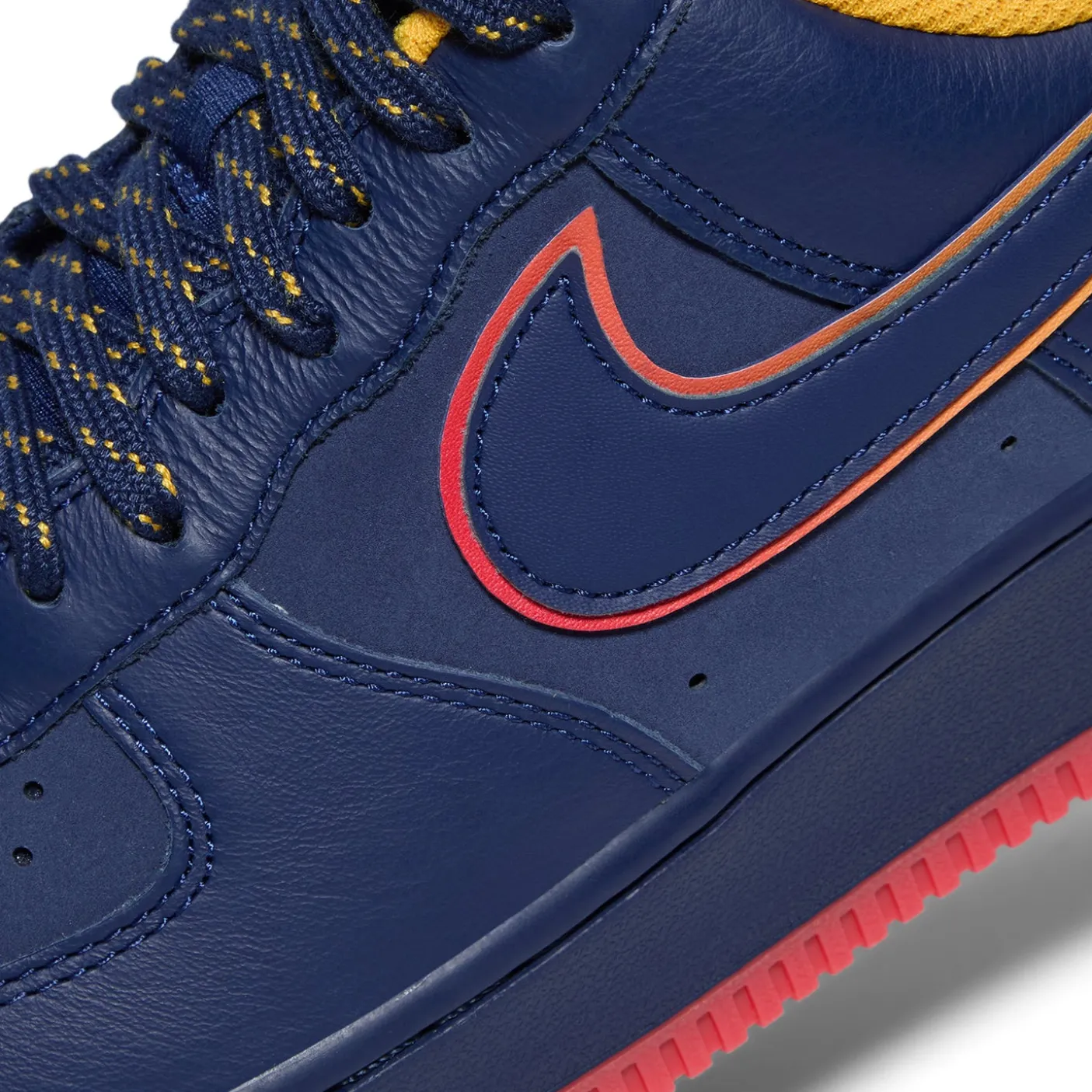 Nike Air Force 1 '07 LV8