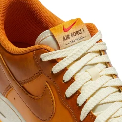 Nike Air Force 1 '07 LV8