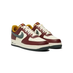 Nike Air Force 1 '07 LV8