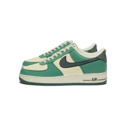 Nike Air Force 1 '07 LV8
