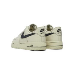 Nike Air Force 1 '07 LV8