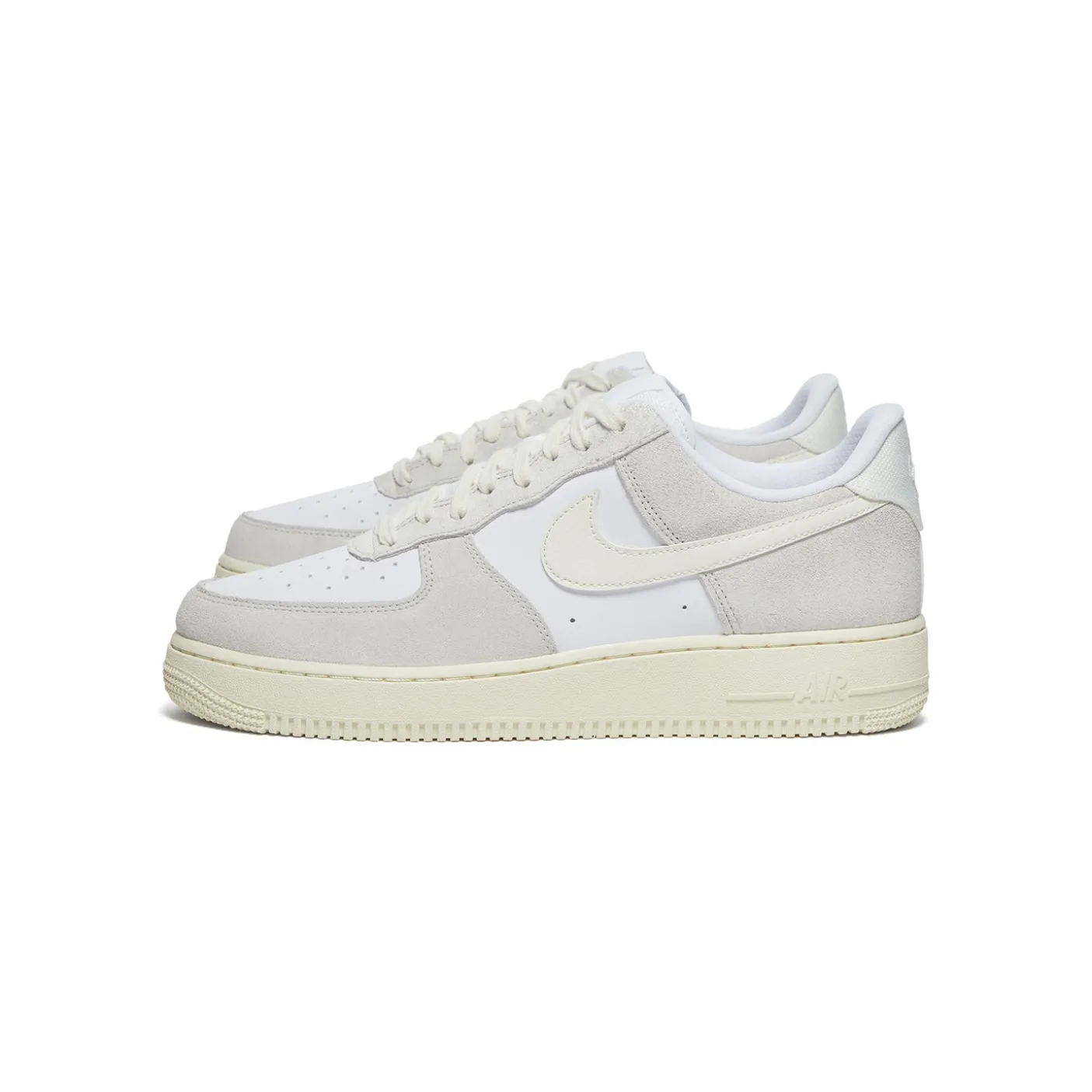 Nike Air Force LV8