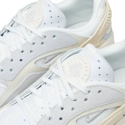 Nike Air Huarache Runner