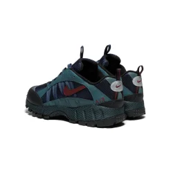 Nike Air Humara QS