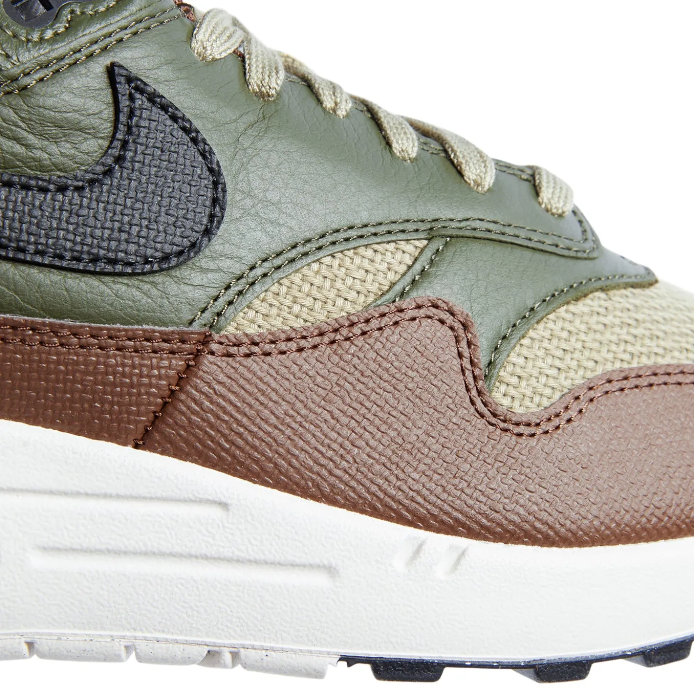 Nike Air Max 1 Essential Premium