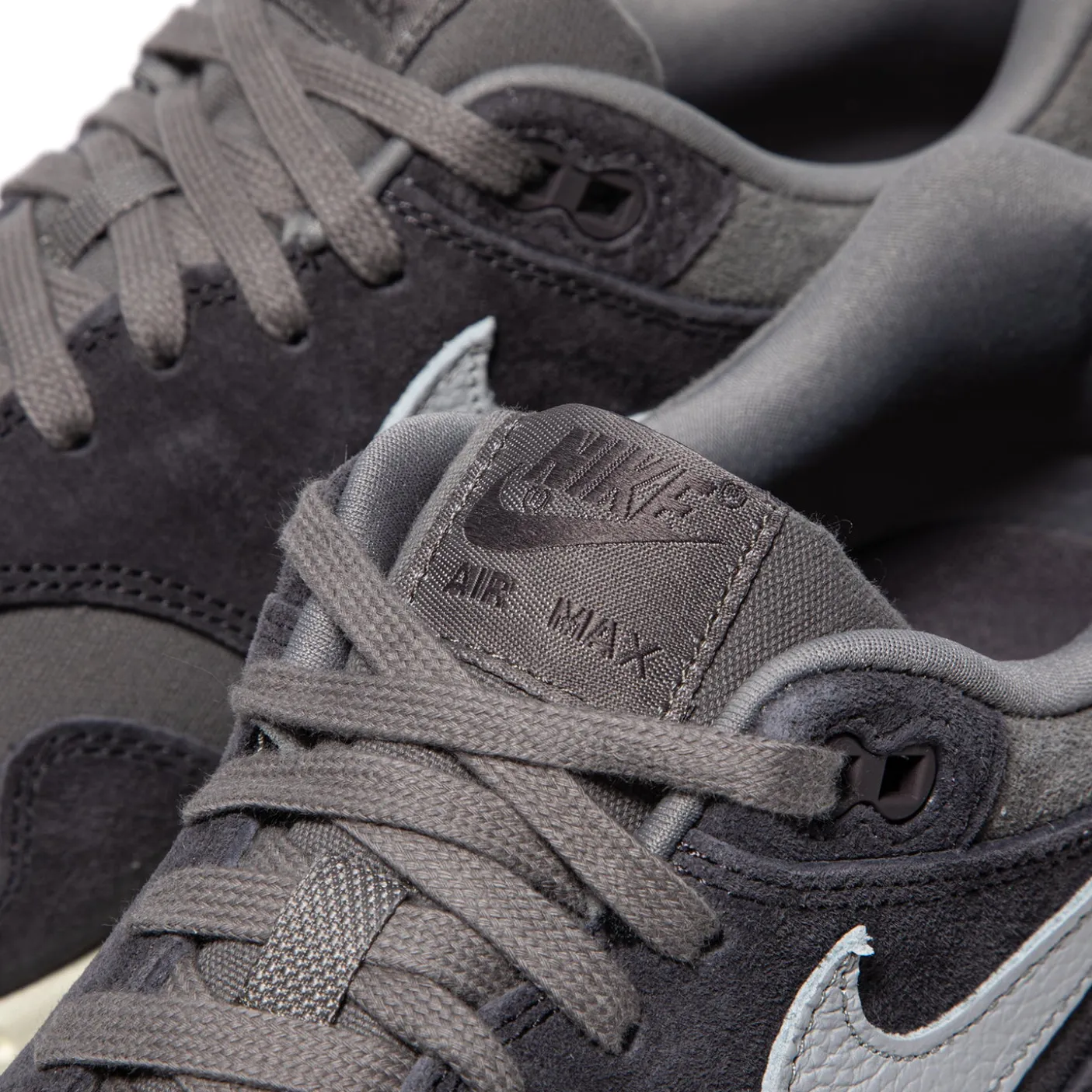 Nike Air Max 1 Premium 2