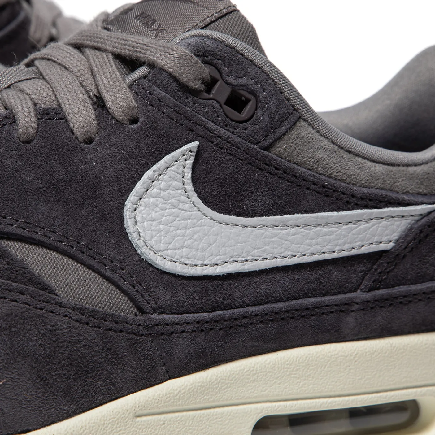 Nike Air Max 1 Premium 2