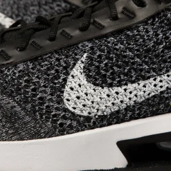 Nike Air Max Flyknit Racer