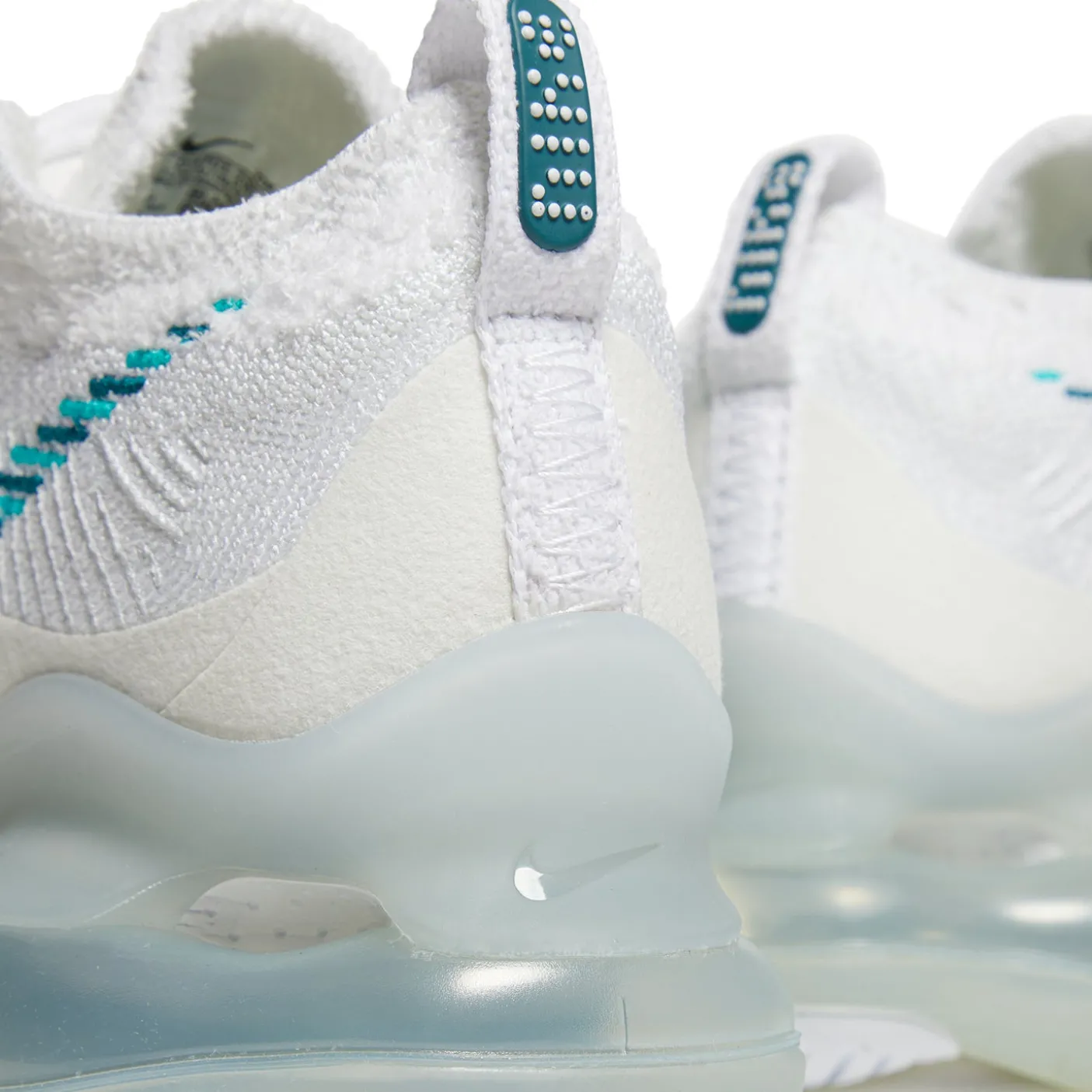 Nike Air Max Scorpion Flyknit