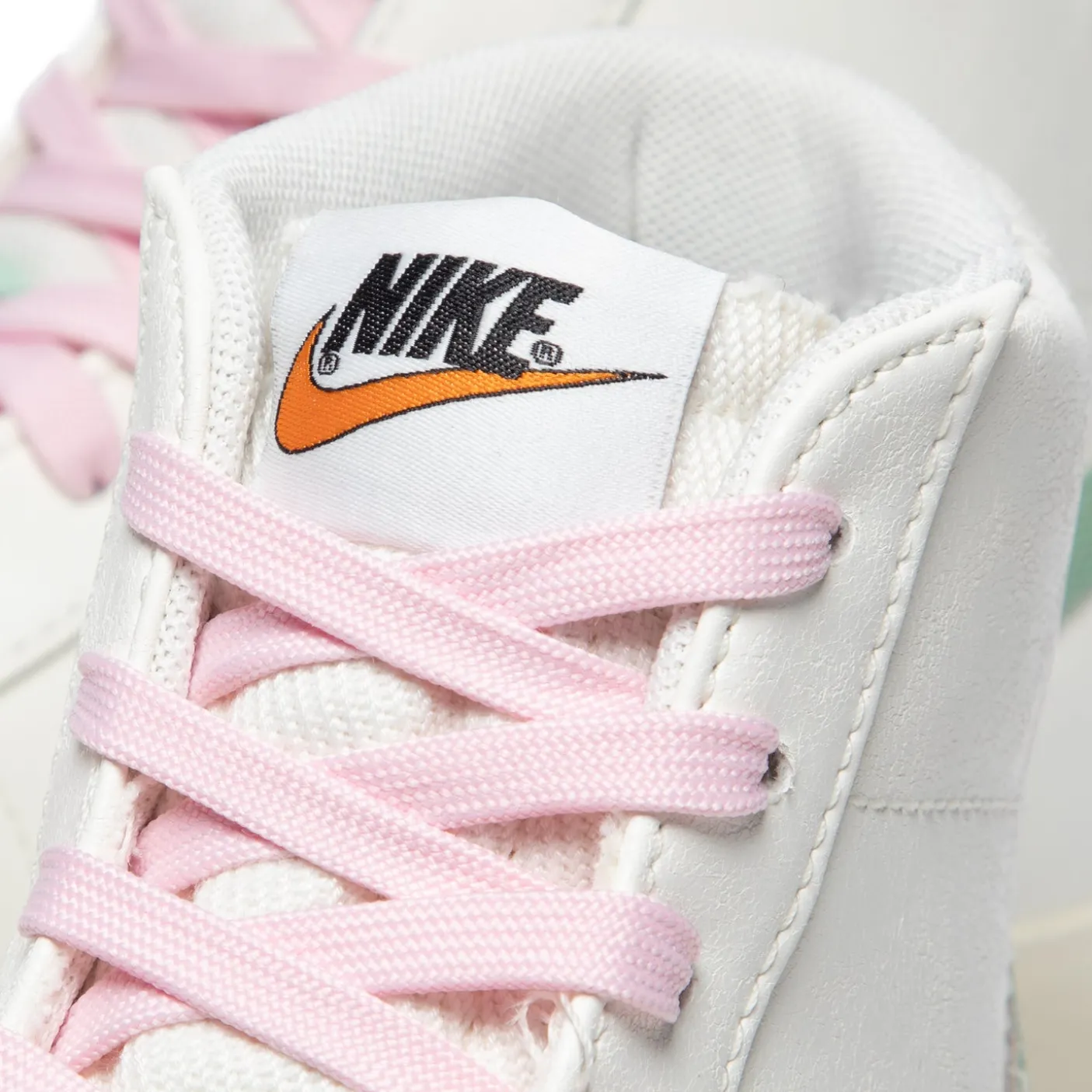 Nike Blazer Mid '77 PRM