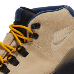 Nike Cygnal