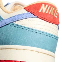 Nike Dunk Low PRM