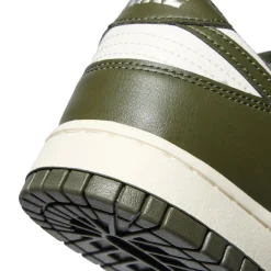 Nike Dunk Low Retro