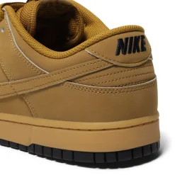 Nike Dunk Low Retro SE